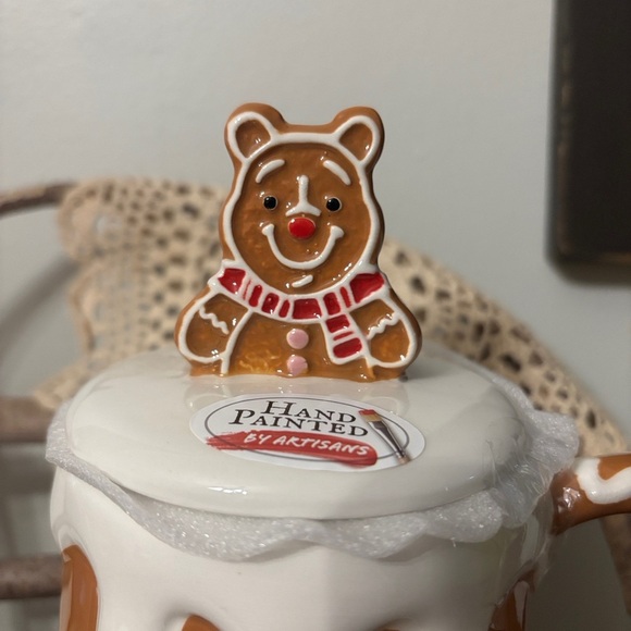 NEW Disney Winnie The Pooh Gingerbread Hunny Pot Christmas Mug WITH Topper - Picture 9 of 11